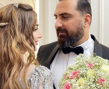 عکس سمیرا کارزان و خواهرش