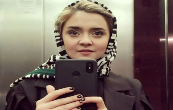 عکس مادر سوگند در لحظه گرگ و میش