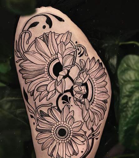 عکس تاتو روی پای سوگند