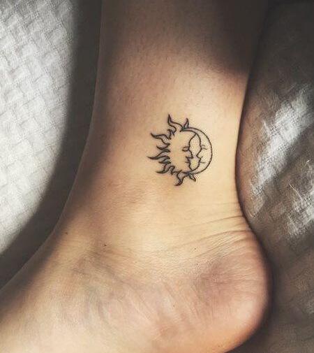 عکس تاتو روی پای سوگند