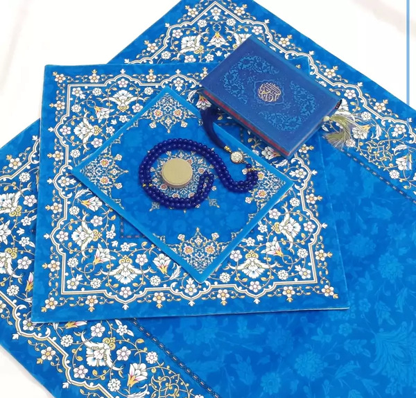 عکس سجاده و قرآن