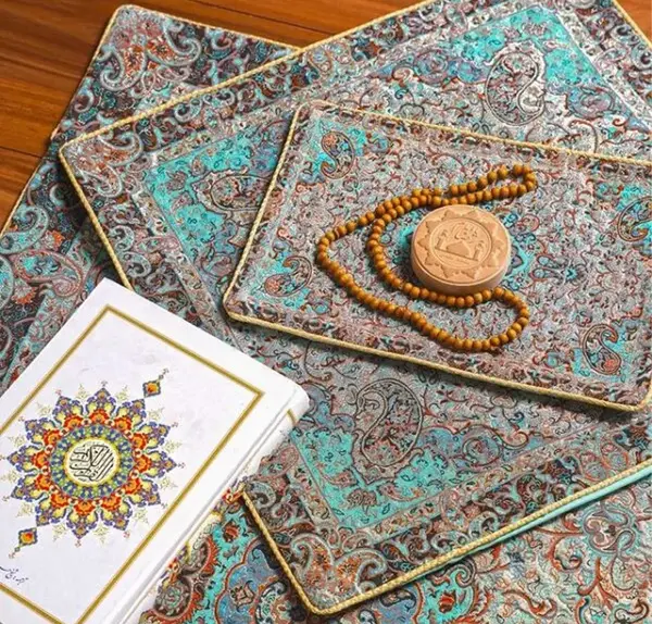 عکس فیک سجاده نماز