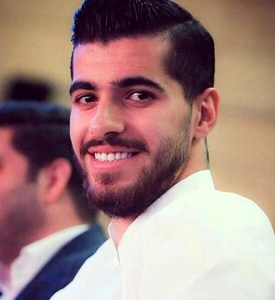 عکس سعید عزت اللهی برای پس زمینه