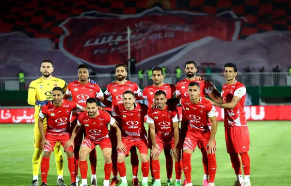 عکس سعید مهری در لباس پرسپولیس