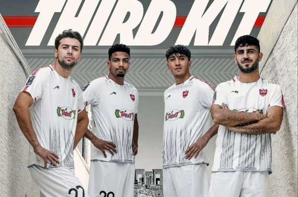 عکس سعید مهری در لباس پرسپولیس