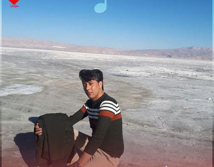 عکس سعید کریمی خواننده مرودشتی در بیمارستان