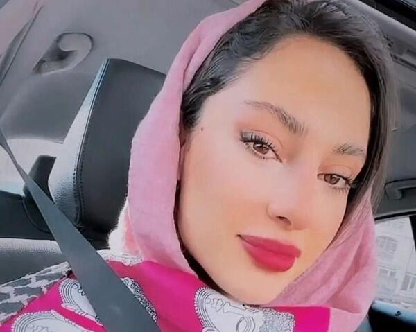 عکس کامنت سعید عزت اللهی برای ترلان پروانه