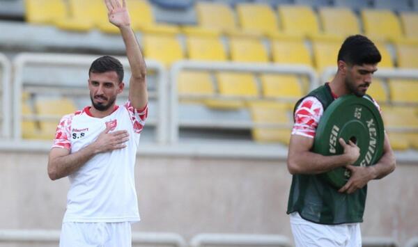 عکس سعید صادقی در پرسپولیس