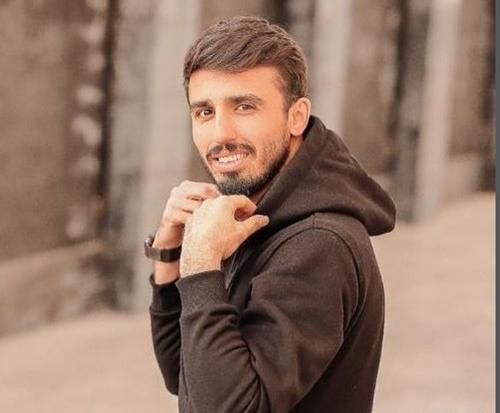 عکس سعید صادقی در پرسپولیس