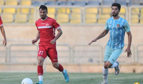عکس سعید صادقی در پرسپولیس