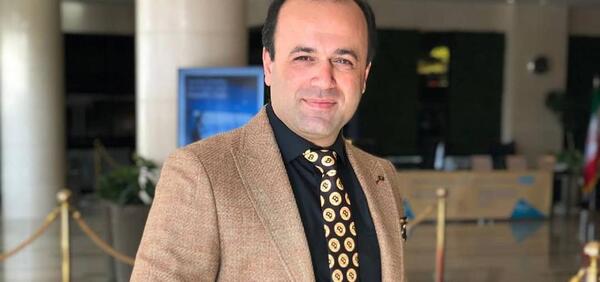 عکس سعید حسینی با نامزدش