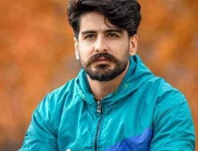 عکس سعید حسینی با نامزدش