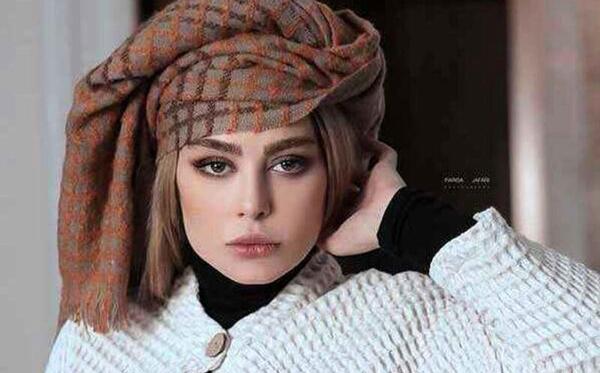 عکس سحر قریشی در خارج با تتلو