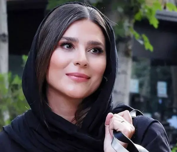 عکس بچه سحر دولتشاهی و همایون شجریان