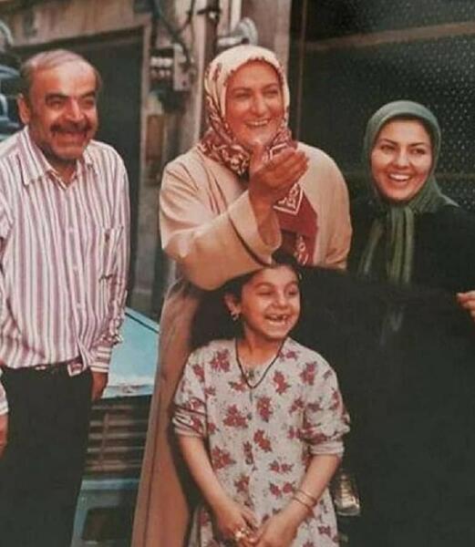 عکس الان سحر در خانه به دوش