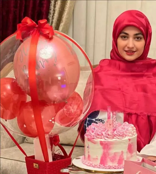 عکس همسر سحر امامی مجری شبکه خبر