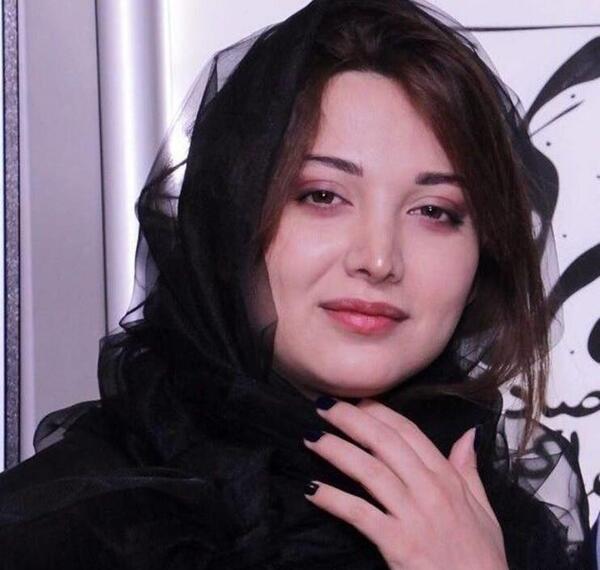 عکس زهره در سریال فاصله ها