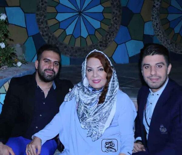 عکس فرزندان زهره حمیدی بازیگر