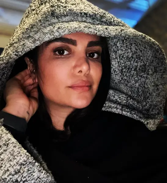 عکس راضیه دهقان در نون خ