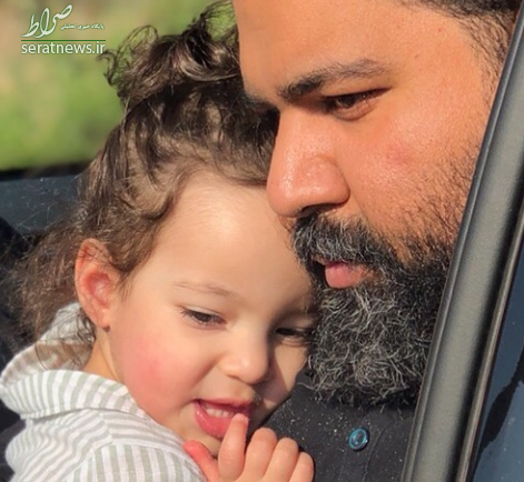 عکس رضا صادقی و دخترانش