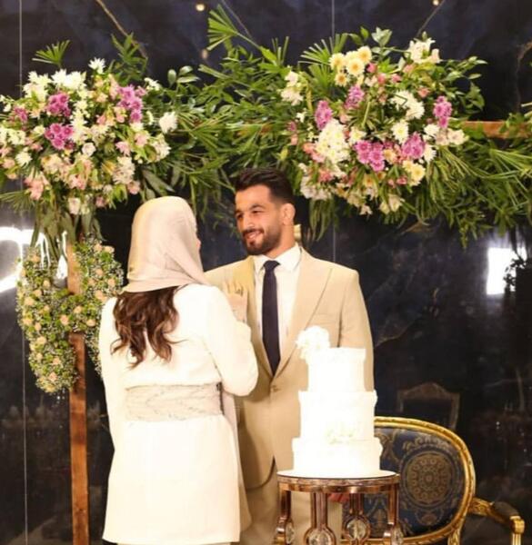 عکس رضا یزدانی خواننده و همسرش