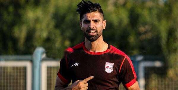 عکس رضا اسدی در پرسپولیس