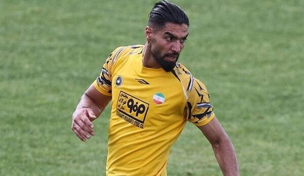 عکس رضا اسدی در پرسپولیس