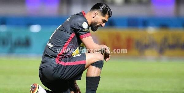 عکس رضا اسدی روی دلار