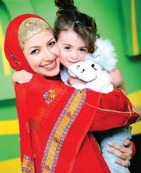 عکس مانلی دختر خاله شادونه
