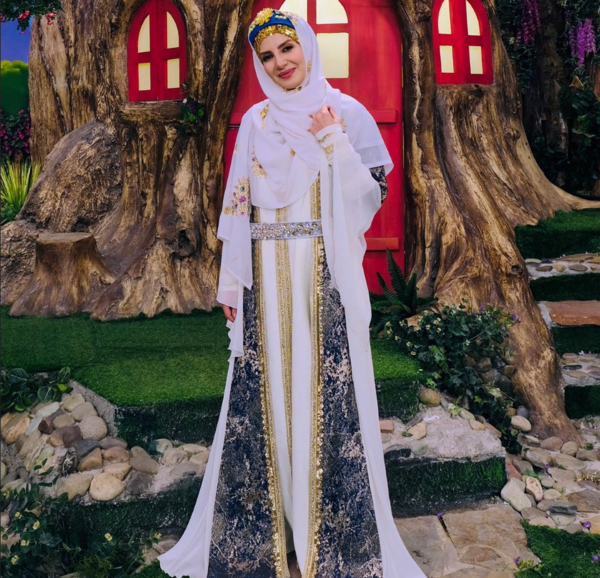 عکس مانلی دختر خاله شادونه
