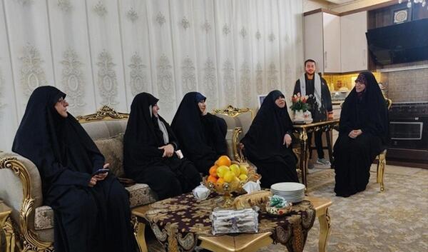 عکس شهید دانیال رضا زاده و همسرش