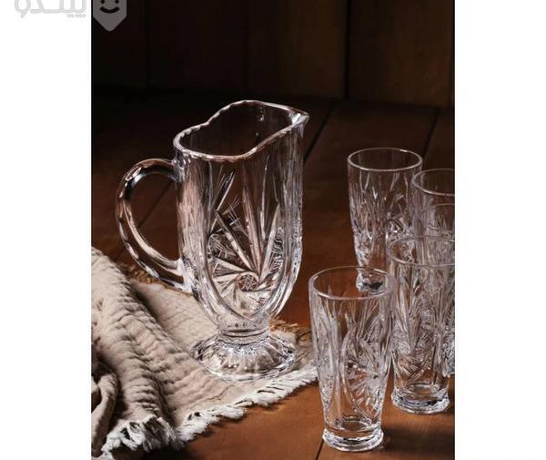 عکس پارچ و لیوان خورشیدی