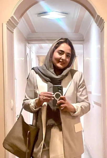 عکس سارا محمدی خواهر نرگس محمدی