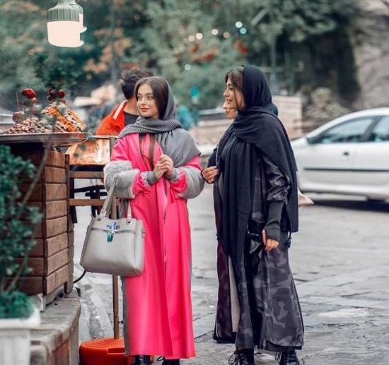 عکس هلیا حسینی خواهر کیمیا حسینی