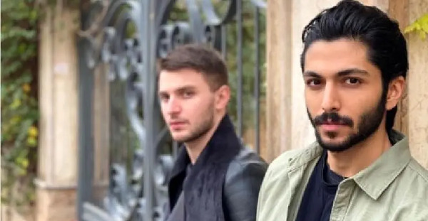عکس خواهر دوقلوی کیسان دیباج