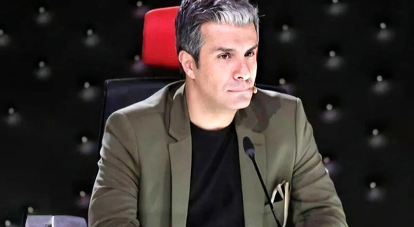 عکس مادر آریا عظیمی نژاد و خواهر معلولش