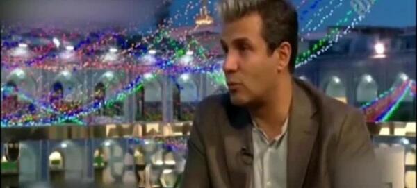 عکس مادر آریا عظیمی نژاد و خواهر معلولش