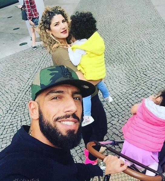 عکس خواهر اشکان دژاگه و همسرش