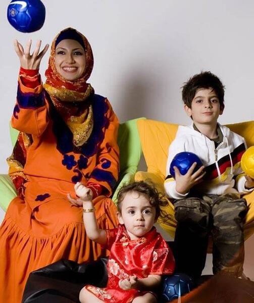 عکس خاله شادونه و همسرش و دخترش