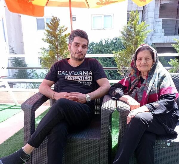 عکس عسل خاله در پایتخت