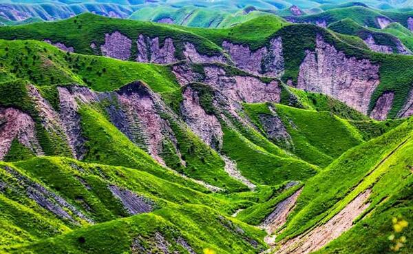 عکس قبرستان خالد نبی استان گلستان