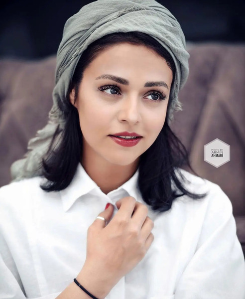 عکس نیم رخ سوگل خلیق