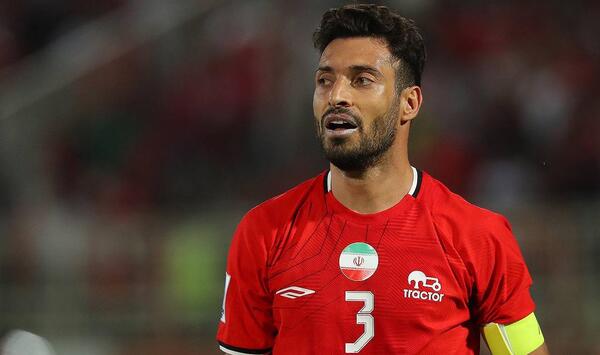 عکس شجاع خلیل زاده با لباس پرسپولیس