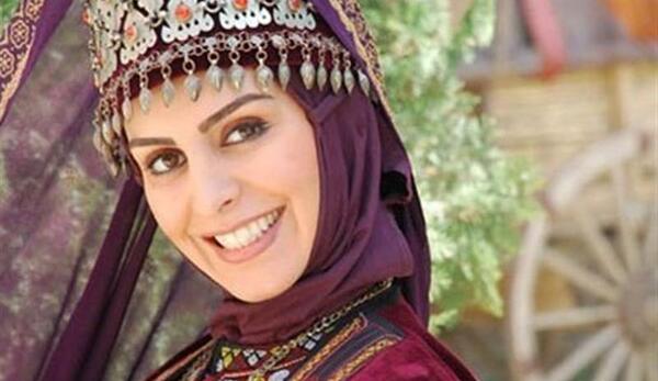 عکس ماه چهره خلیلی بازیگر