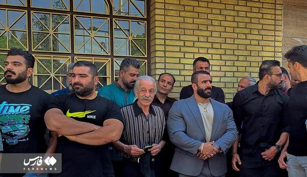 عکس پهلوان خلیل عقاب