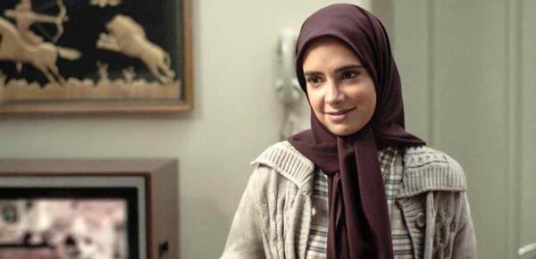 عکس حنانه در فیلم لحظه گرگ و میش