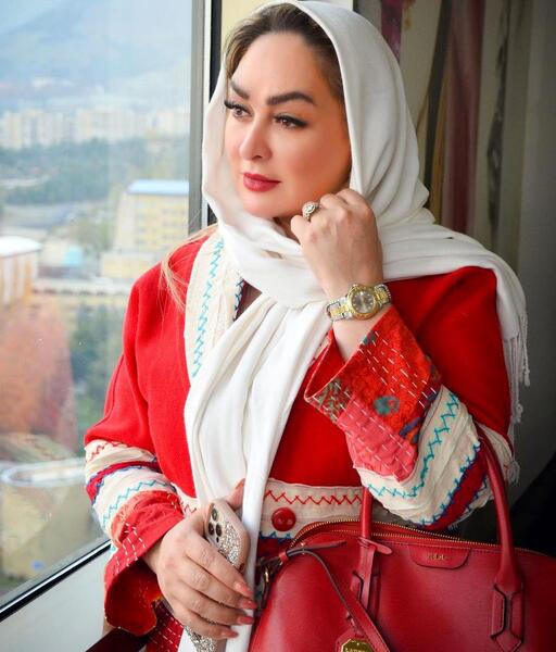 عکس جدید فرزند الهام حمیدی