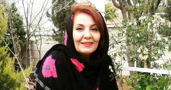 عکس زهره حمیدی با خانواده