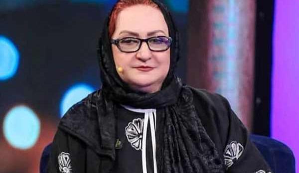 عکس قبر حمیده خیر آبادی