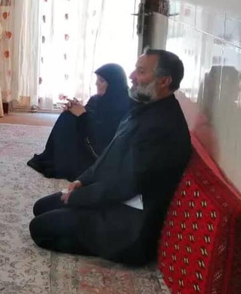 عکس پدر و مادر حامد برادران